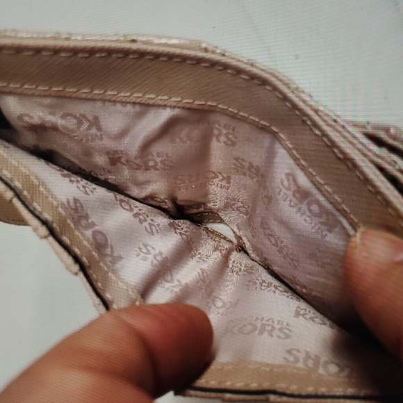 NWT Michael Kors Women's Trifold Polished Leather Wallet OYSTER - Picture 7 of 11